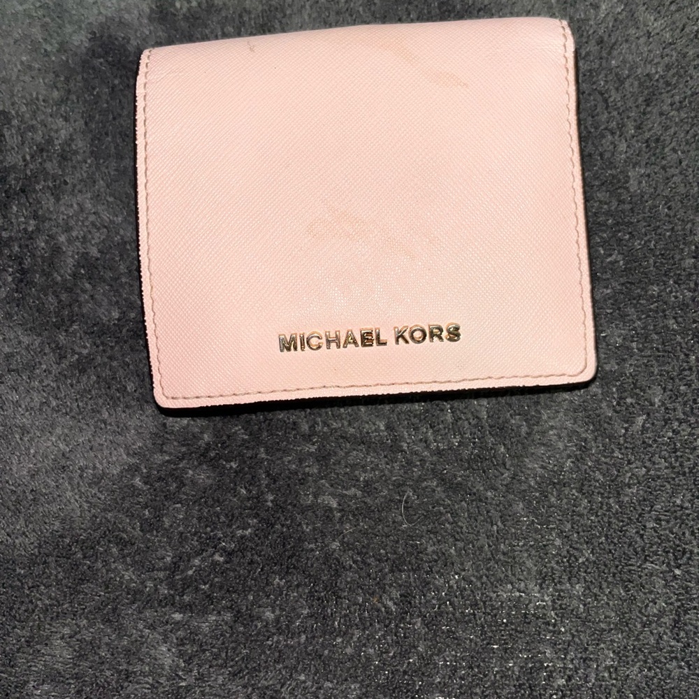 Micheal kors wallet